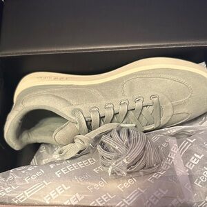 Lululemon Canvas Cityverse sneaker in jade grey, size 6.5